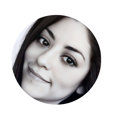 <div class="editor-content"><p>Evlyn Rossendoh</p></div>, 