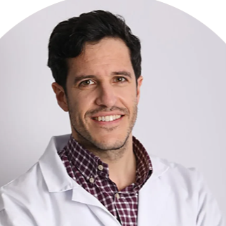 <div class="editor-content"><p><strong>Victor López</strong></p></div>, <div class="editor-content"><p><em>Robotics isn’t the future of surgery; it’s the present that you can master today</em></p></div>