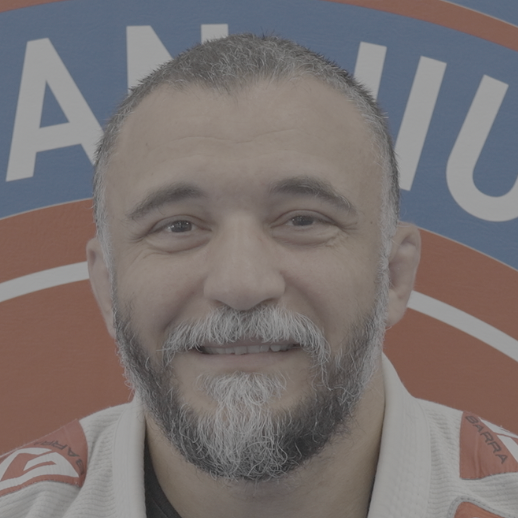 <div class="editor-content"><p><span>Caio R.</span></p></div>, 