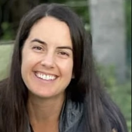 <div class="editor-content"><p>Sarah</p></div>,