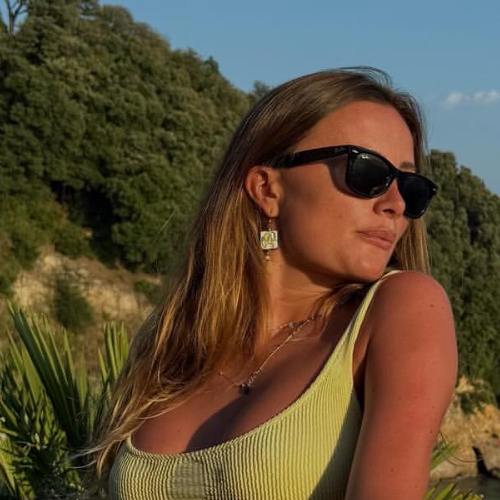 <div class="editor-content"><p>Ludovica O.</p></div>, 