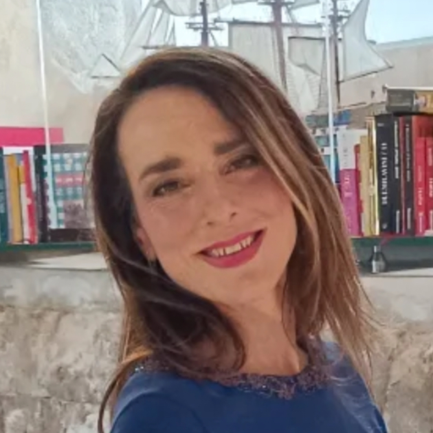 <div class="editor-content"><p>Sara C.&nbsp;</p></div>, 