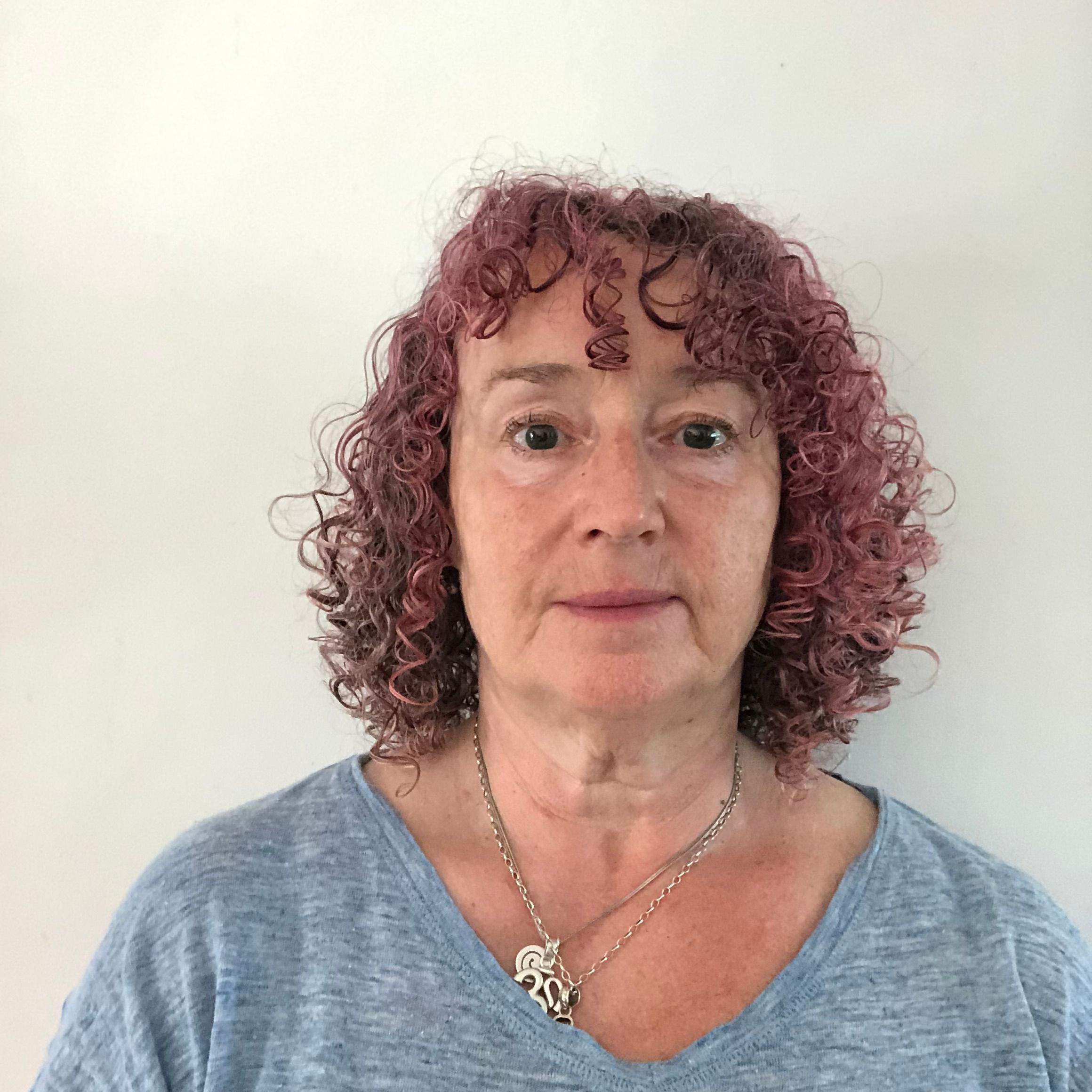 <div class="editor-content"><p><span style="font-size: 1.25rem; color: rgb(16, 119, 150)">★ ★ ★ ★ ★</span></p><p><span style="color: rgb(153, 0, 153)"><strong>KAREN</strong></span></p></div>,