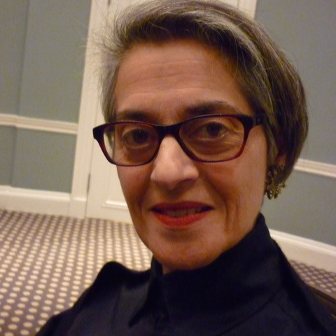 <div class="editor-content"><p>Liz</p></div>, <div class="editor-content"><p>United Kingdom</p></div>