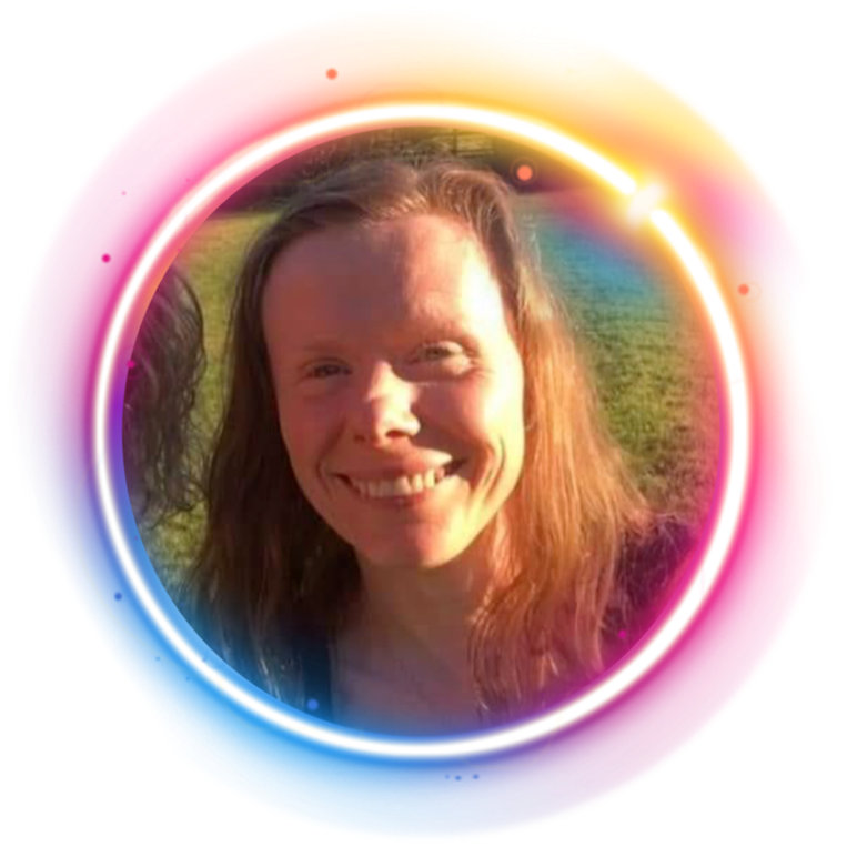 <div class="editor-content"><p><span style="font-size: 1.25rem"><strong>Lynn Hebblethwaite</strong></span></p></div>, 