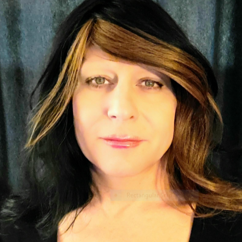 <div class="editor-content"><p>Melissa Hirst</p></div>, 