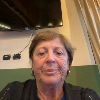 <div class="editor-content"><p>Paula M.</p><br></div>, 