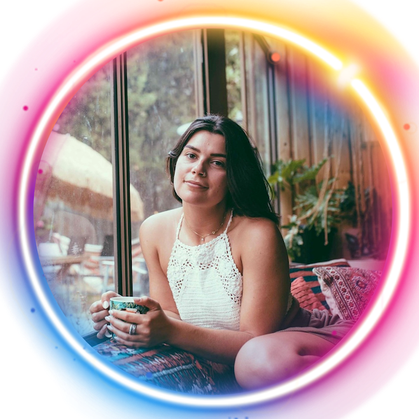 <div class="editor-content"><p><span style="font-size: 1.25rem"><strong>Rachel Rose</strong></span></p></div>, 