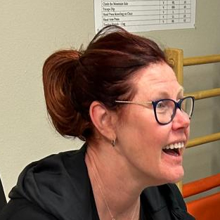 <div class="editor-content"><p>Jennifer De Witt</p></div>, <div class="editor-content"><p>Neatherlands</p></div>